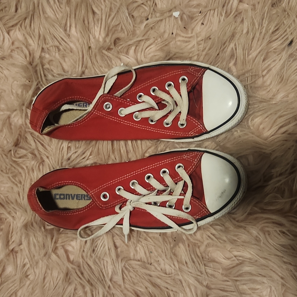Red men's converse